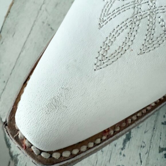 Lane SMOKESHOW White Cowboy Bootie Womens 5.5 Western Cowgirl Short Ankle Boots - Picture 9 of 15